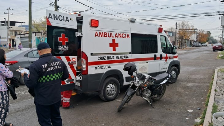 Motociclista resulta lesionado tras choque en Praderas del Sur