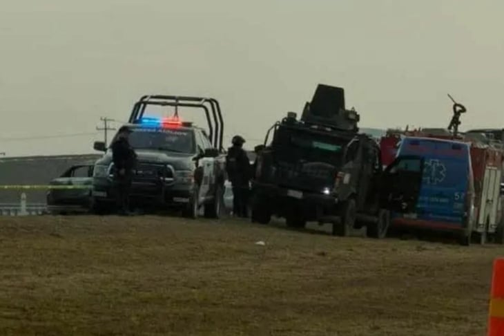 Hallan cuerpo calcinado dentro de auto incendiado en General Bravo, Nuevo León