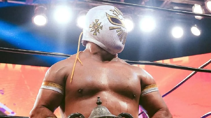 Místico es elegido como el mejor luchador del año