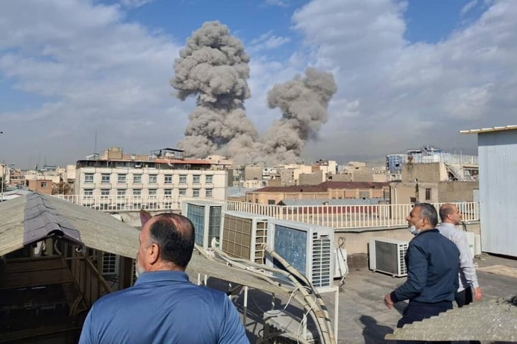 Estados Unidos e Israel bombardean Irán en operación militar conjunta