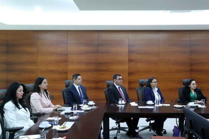 FGR nombra 11 nuevos fiscales federales en estados