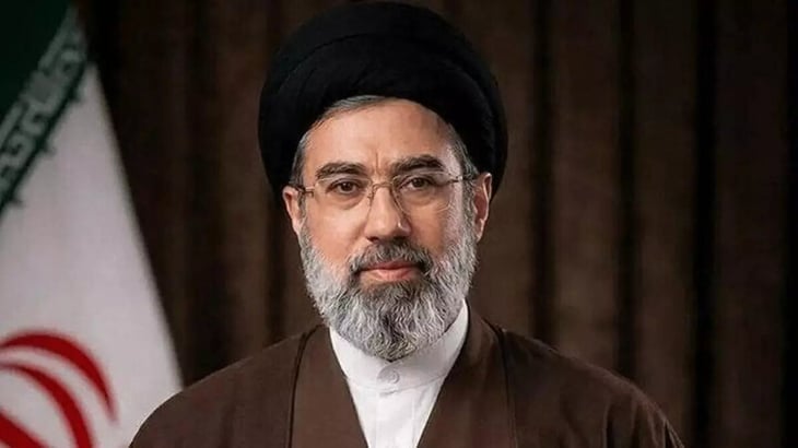 Leen primer comunicado del nuevo líder supremo de Irán
