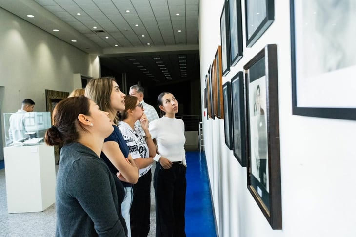 El Museo Biblioteca Pape promueve la visita a la exposición Novias de Antaño.   Los espacios culturales del Museo y Biblioteca Pape abren sus puertas