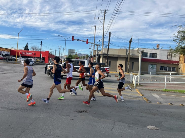 Tránsito y Cruz Roja resguardan carrera 5K y 10K de El Tiempo en Monclova