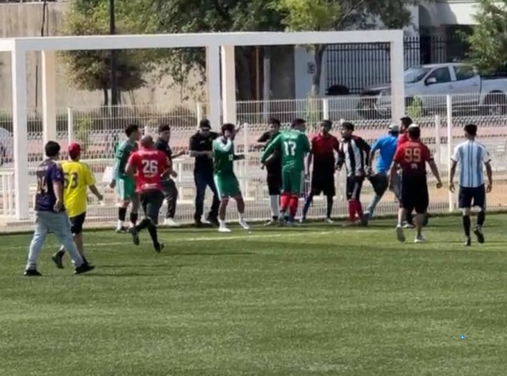 Violencia en partido de la Macroplaza entre Deportivo Ruiz y Los Montes