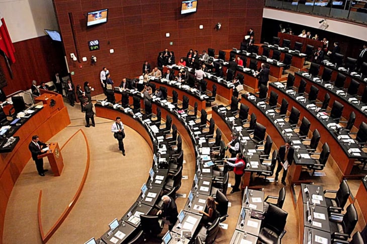 Senado aprueba reforma para eliminar el 'buró laboral' en México