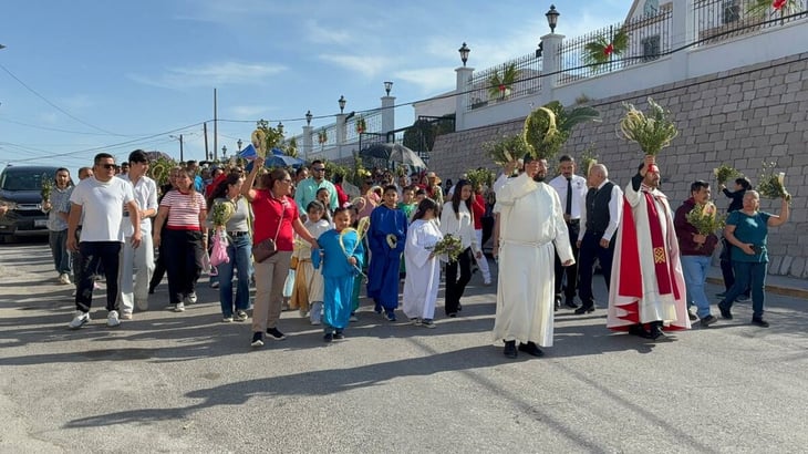 Arranca Semana Santa con misa y procesión en Monclova