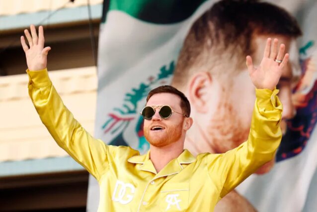 foto Canelo Álvarez entra a la universidad; el boxeador regresó a las aulas a los 35 años