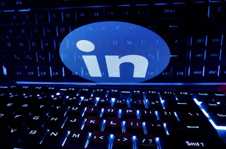 LinkedIn bajo escrutinio por sistema oculto que rastrea extensiones de usuarios