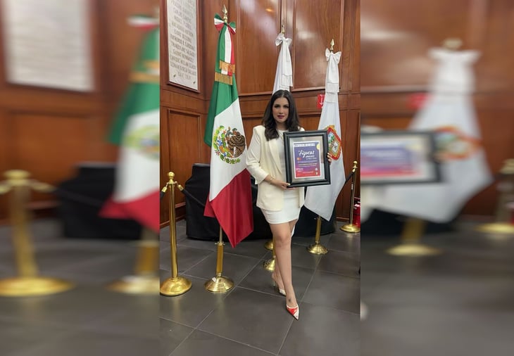 Gloria Sáenz, originaria de San Juan de Sabinas, fue reconocida en el Estado de México como figura influyente 2026 por su trayectoria en imagen y comunicación.