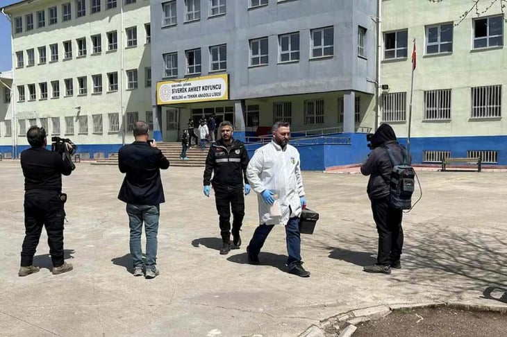 Alumno mata a 4 y deja 20 heridos en tiroteo en escuela de Turquía