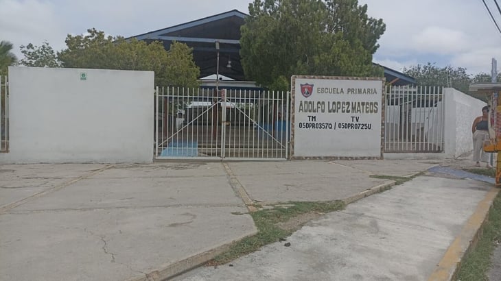 Falta de luz en escuela desata quejas de padres