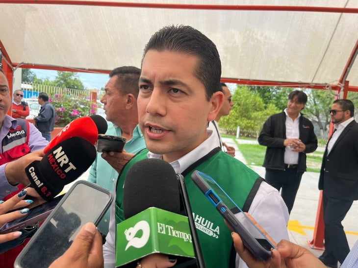 Atienden fallas eléctricas en escuelas de Monclova