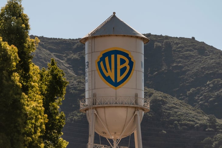 Accionistas aprueban venta de Warner Bros a Paramount Skydance