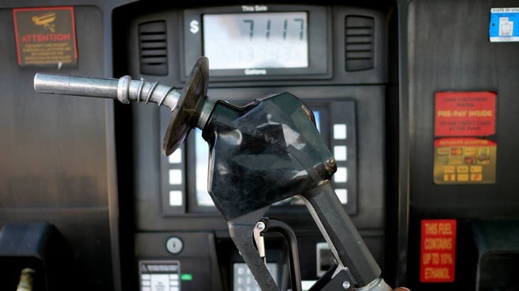Gasolineras comienzan a bajar precio del diésel hacia los 27 pesos por litro