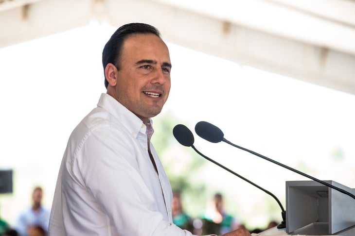 Manolo Jiménez viaja a Texas para avanzar en temas técnicos del proyecto Gas Coahuila
