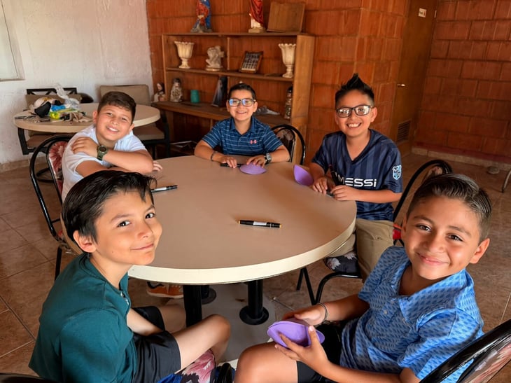Alumnos del Colegio de la Paz participaron en dinámicas, oración y reflexión espiritual previo a recibir este fin de semana el sacramento de la Primera