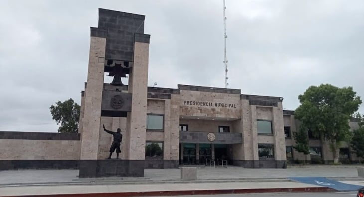     Consejero lleva nuevas pruebas a Presidencia Municipal
