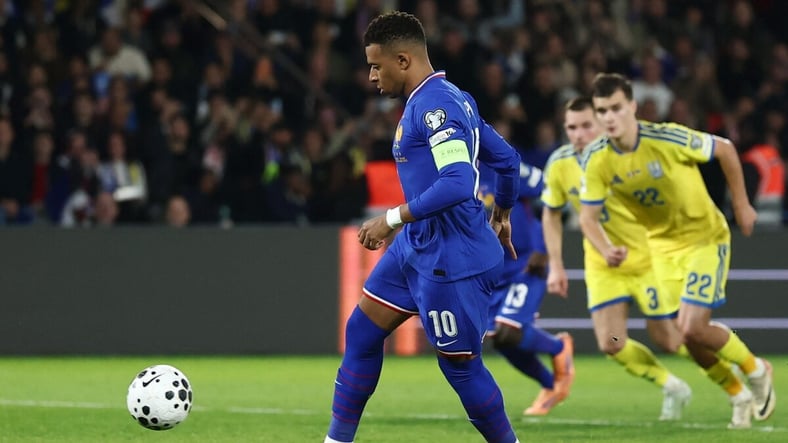 Francia vence a Ucrania y sella su clasificación al Mundial 2026