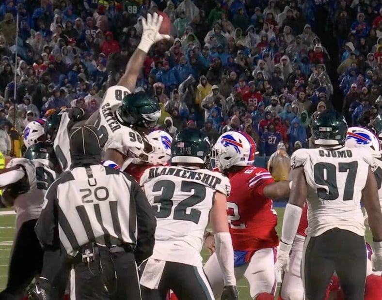 Buffalo Bills caen ante Philadelphia Eagles y pierden cetro divisional