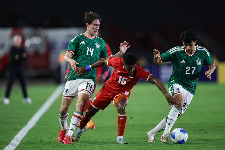 Autogol da victoria a México sobre Panamá en partido de preparación
