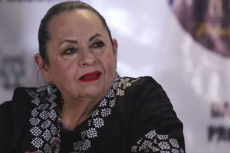 Lucila Mariscal pide trabajo y ora por su salud desde un asilo
