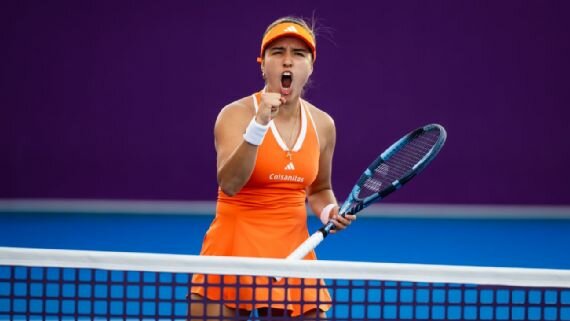 Camila Osorio da la sorpresa y avanza en el WTA 500 de Mérida