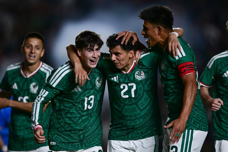 México golea a Islandia y deja buenas sensaciones en Querétaro