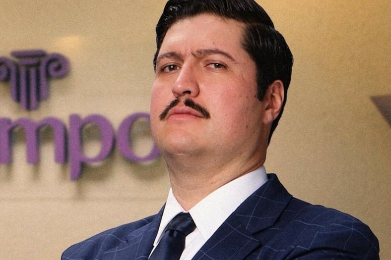 'La Oficina', cringe comedy que protagoniza Fernando Bonilla