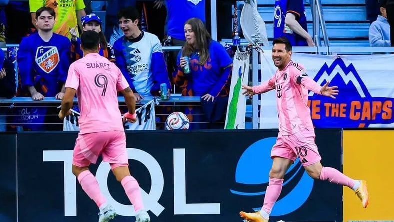 Inter Miami vence 5-3 a Cincinnati con triplete de Messi