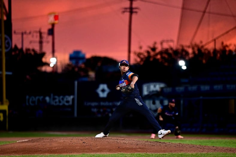 Charros domina y barre a los Acereros