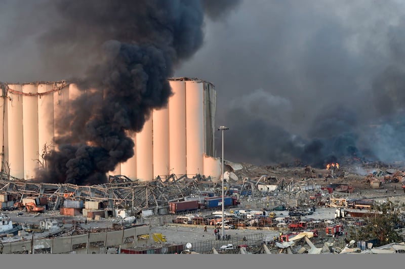 Daños y decenas de muertos, el saldo de la explosión en Beirut