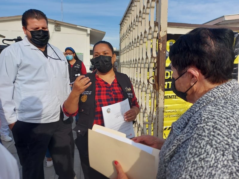 Vacunación contra el COVID-19 en adultos mayores de Frontera 