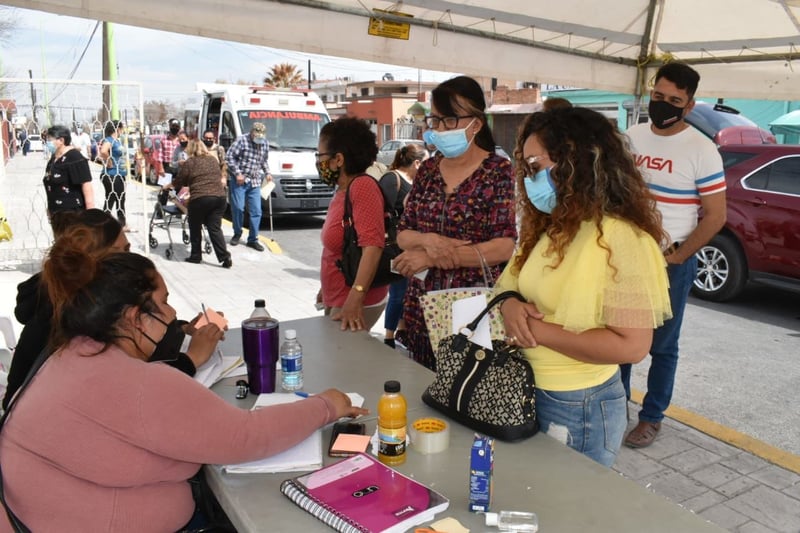 GALERÍA: Tercer día de vacunación en Frontera, Coahuila.