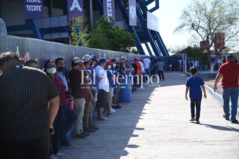 Así se vive la inauguración de la Temporada de Béisbol 2021 entre Acereros y Sultanes