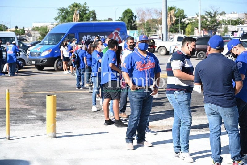 Así se vive la inauguración de la Temporada de Béisbol 2021 entre Acereros y Sultanes