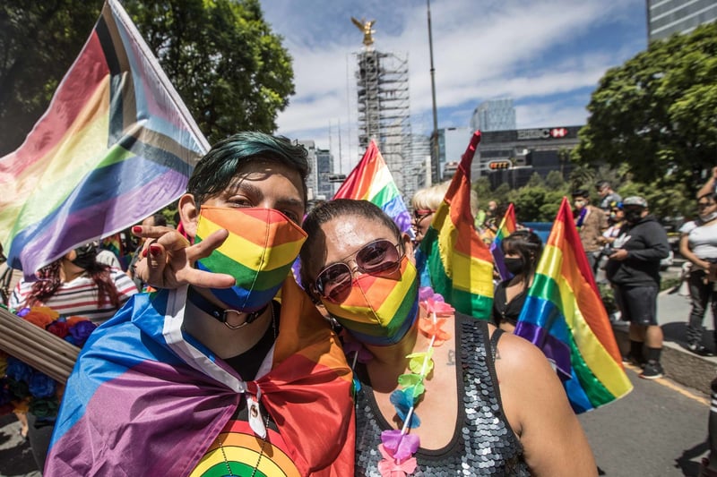 Marcha LGBTTTIQ+ en CDMX