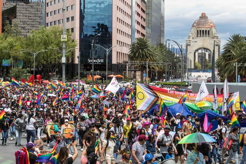 Marcha LGBTTTIQ+ en CDMX