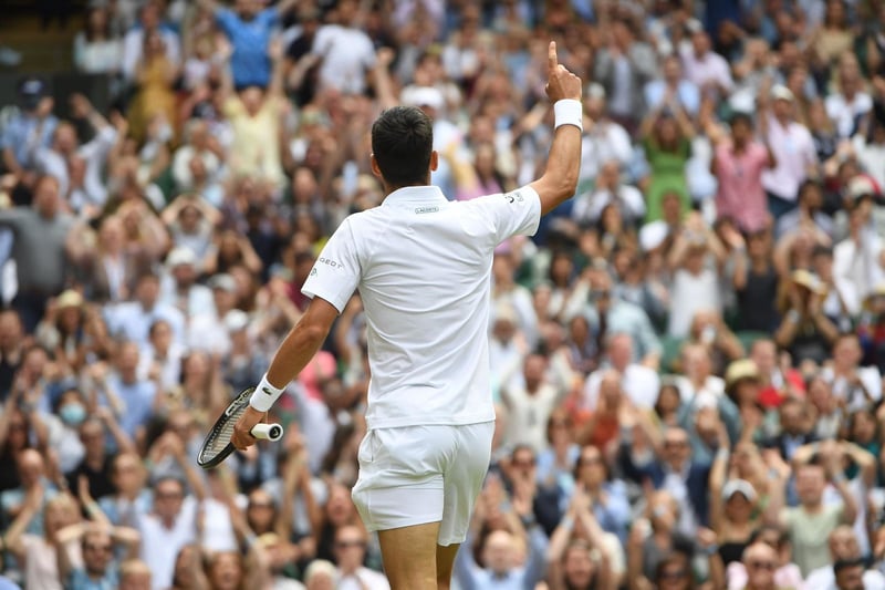 Djokovic gana en su Wimbledon