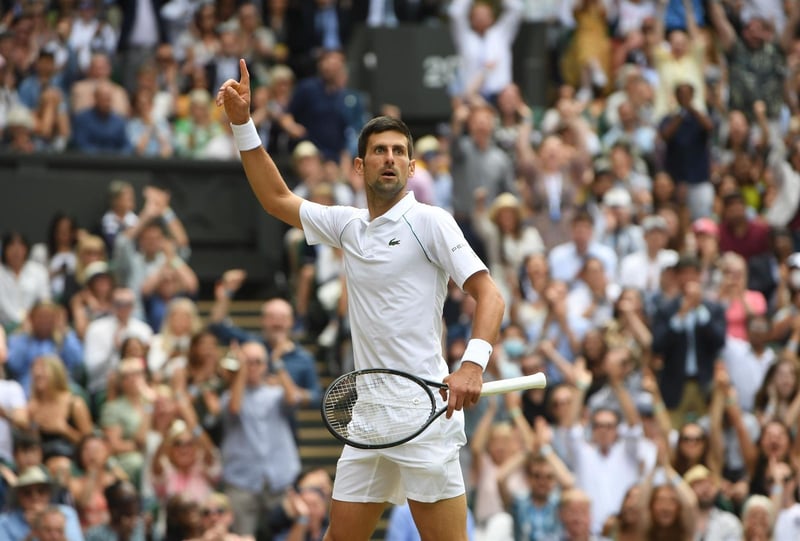 Djokovic gana en su Wimbledon