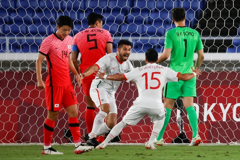 México aplasta 6-3 a Corea del Sur y avanza a semifinales del futbol varonil en Tokio 2020