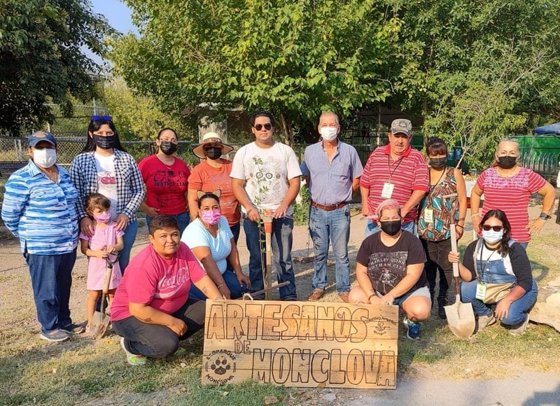 Reforestación en Ecoparque de Monclova