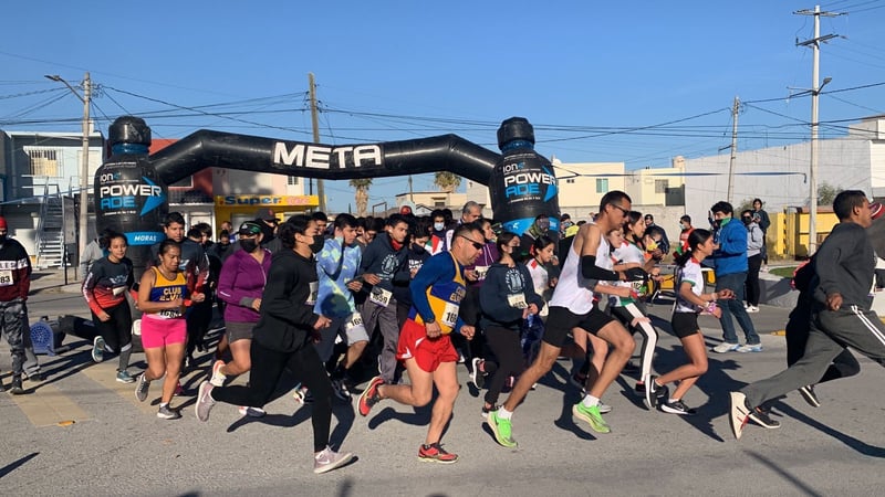 Carrera 3k en beneficio a Luis Cruz en Monclova 