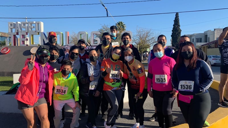 Carrera 3k en beneficio a Luis Cruz en Monclova 