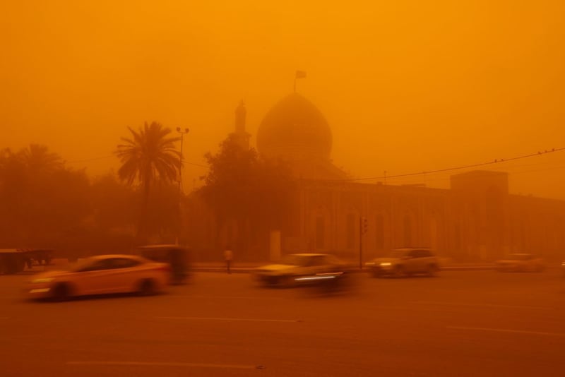 En Irak las escuelas fueron cerradas debido a una tormenta de arena extrema