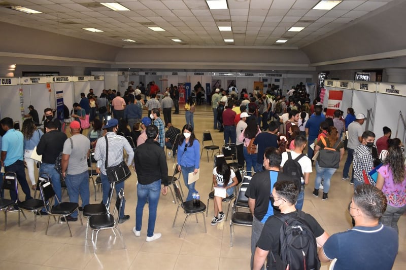 Así se vivió la feria del empleo en Monclova