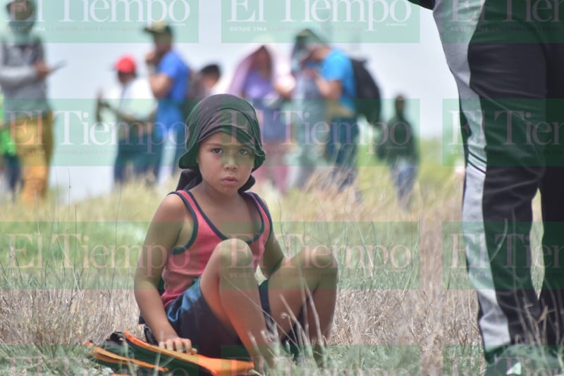 Migrantes venezolanos siguen avanzando con rumbo a la frontera