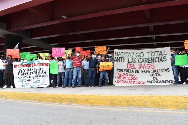 Manifestación de obreros de AHMSA