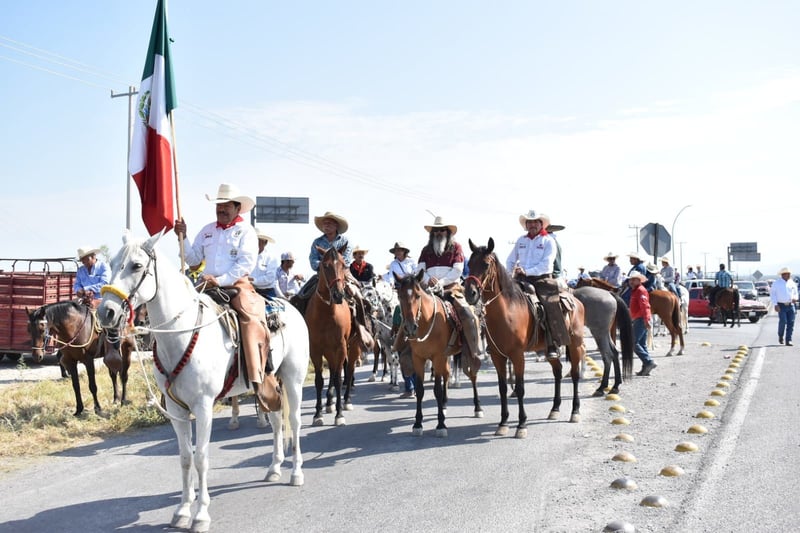 Cabalgata en conmemoración al 333 Aniversario de Monclova