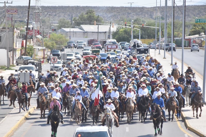 Cabalgata en conmemoración al 333 Aniversario de Monclova